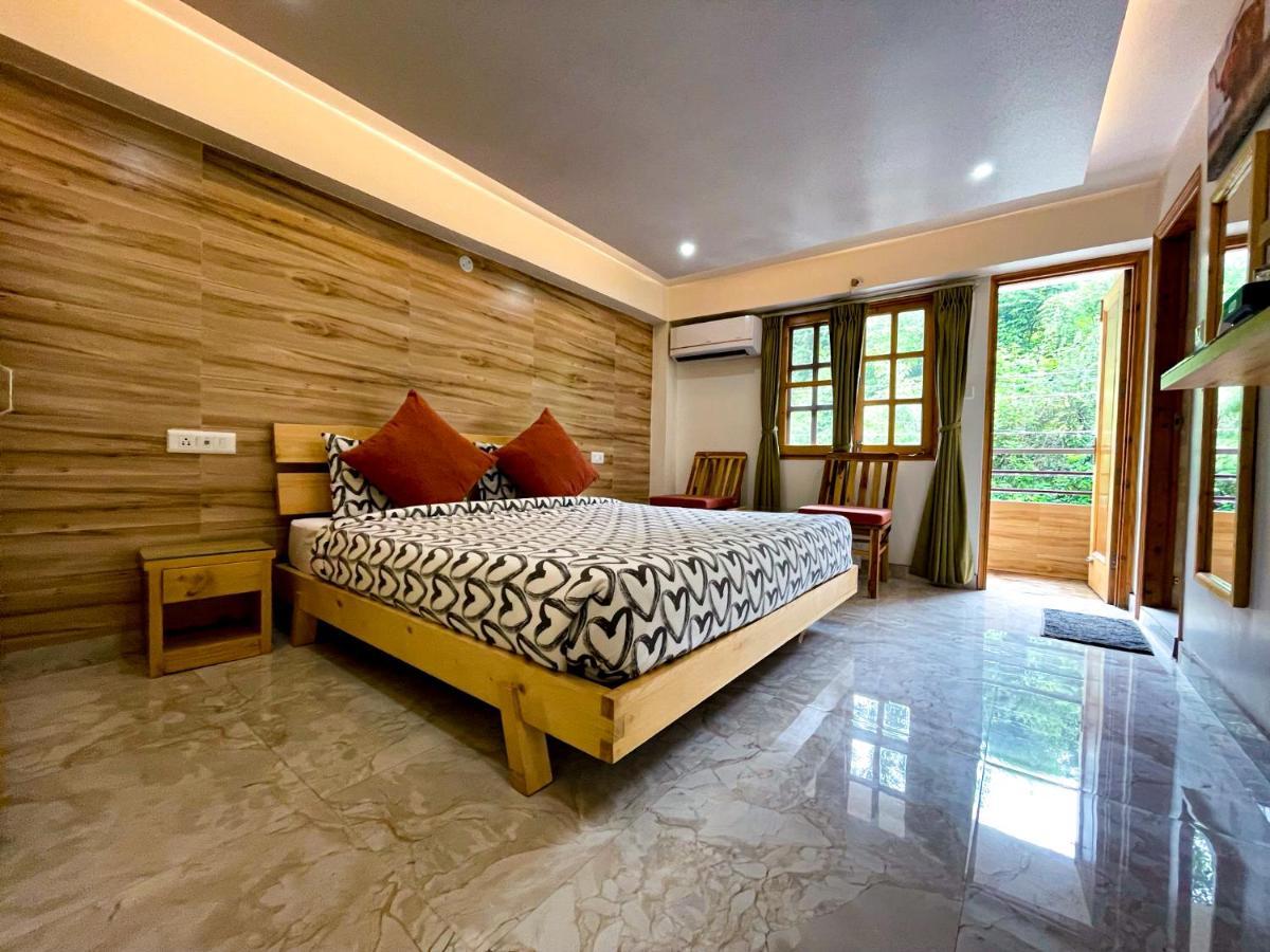 Hotel The Wild Yak à Mandi Extérieur photo