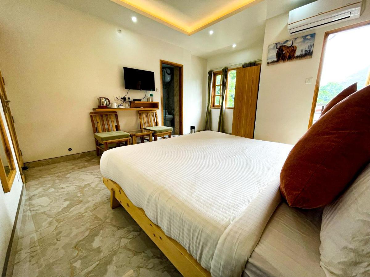 Hotel The Wild Yak à Mandi Extérieur photo