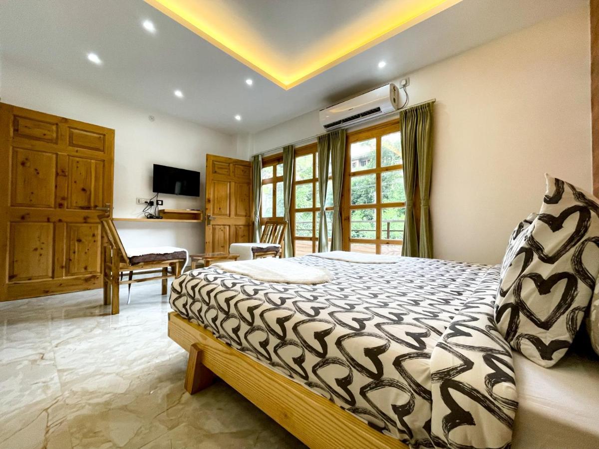 Hotel The Wild Yak à Mandi Extérieur photo